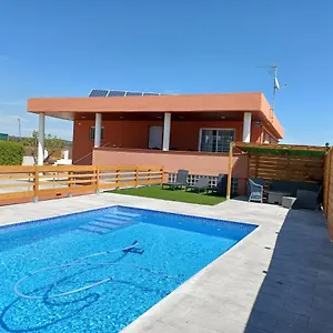 https://casa-para-ti-con-piscina-barbacoa-jardin-confort.topcostabravahotels.com